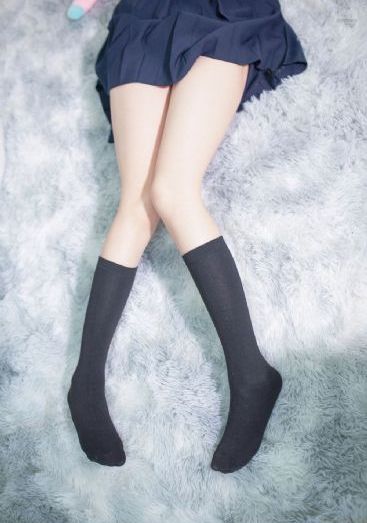 欧美哥也抱抱妹片_西瓜视频免费观看