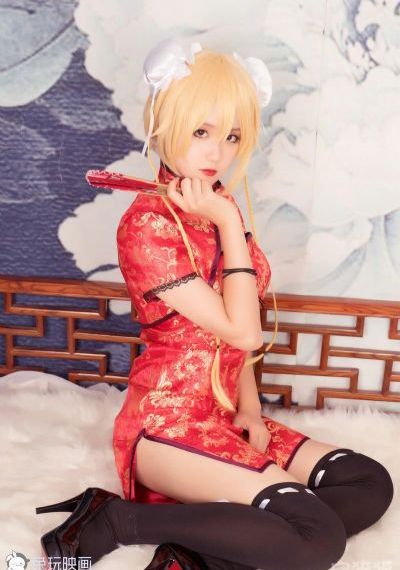 欧美老板员工吻戏_HD超清在线观看