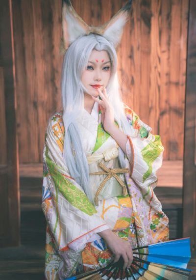 欧美时尚品牌大秀_720免费在线播放