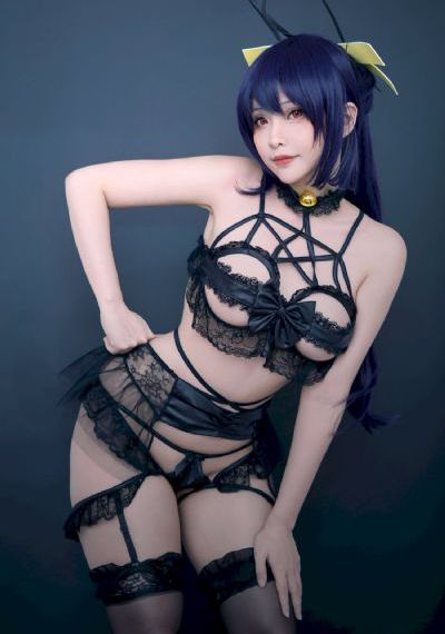 欧美歌曲一个人骑着马_手机MP4字幕高清版在线播放