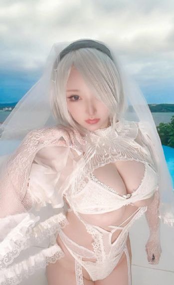 欧美婆婆碎花连衣裙_国产剧日韩电影在线