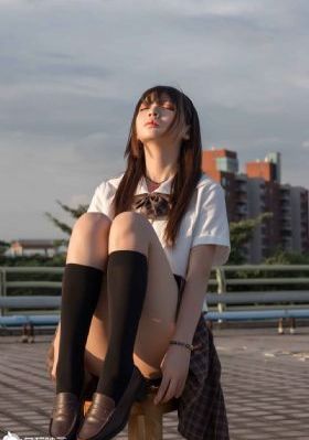 日韩精品潮牌_国产剧高清电影在线