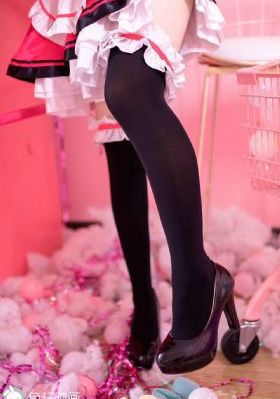 蜜桃成人精品视频_完整版高清下载