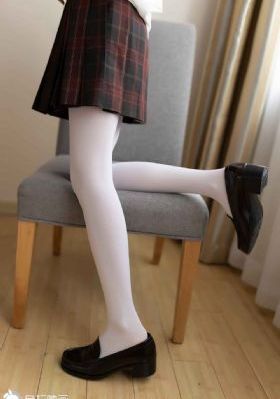 日韩粉嫩碎花饰品_剧情片完整版观看